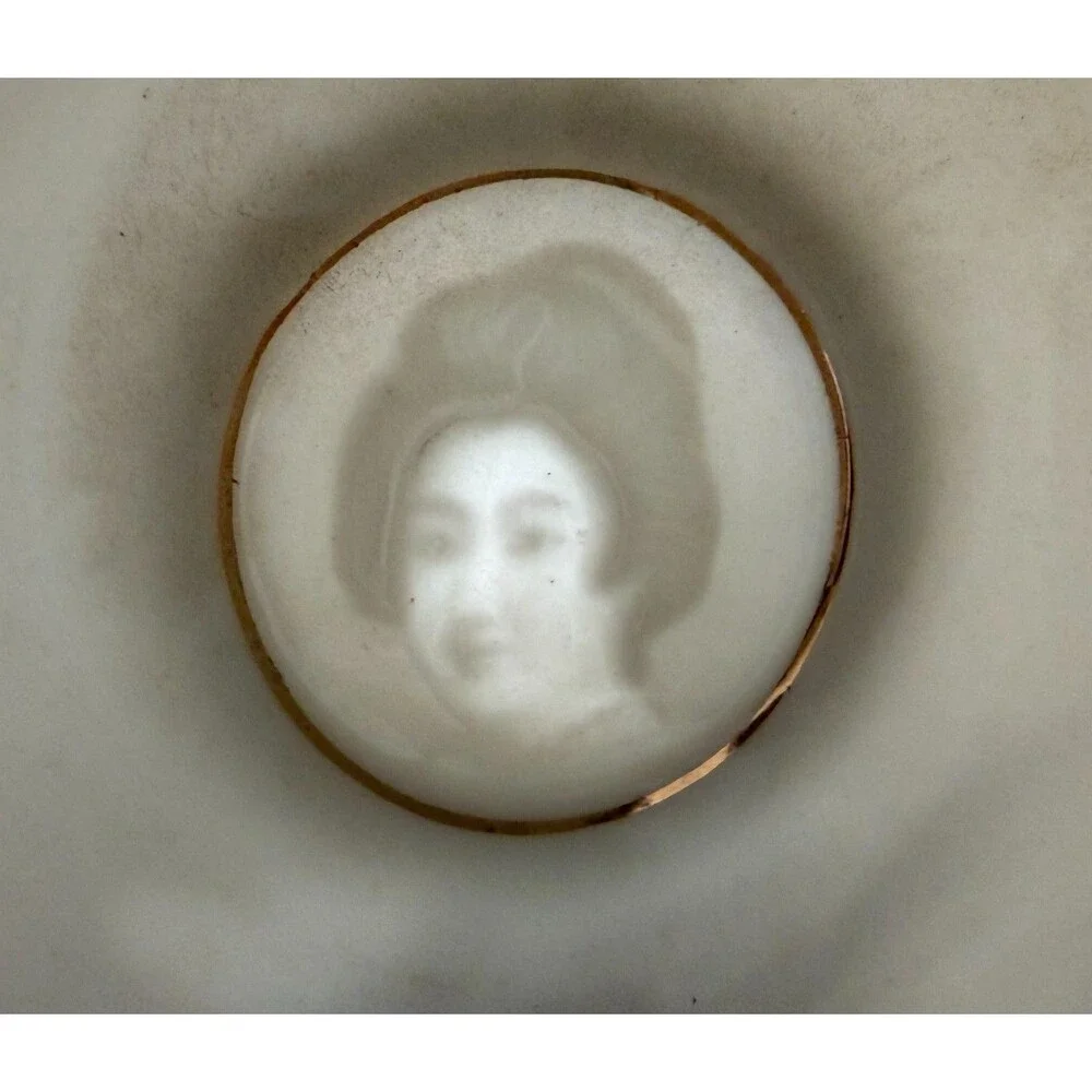 Hayasi set of 4 Demitasse Cups and Saucers